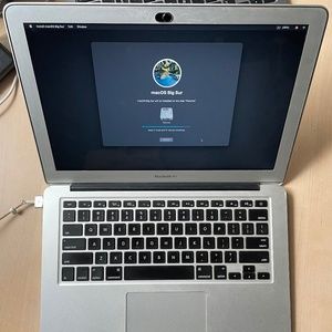 2014 i3 MacBook Air 120GB